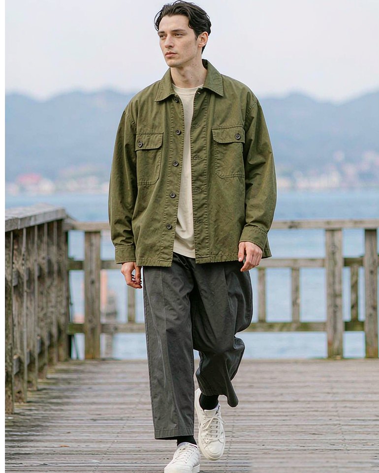 Overshirt in Olive worn by a model