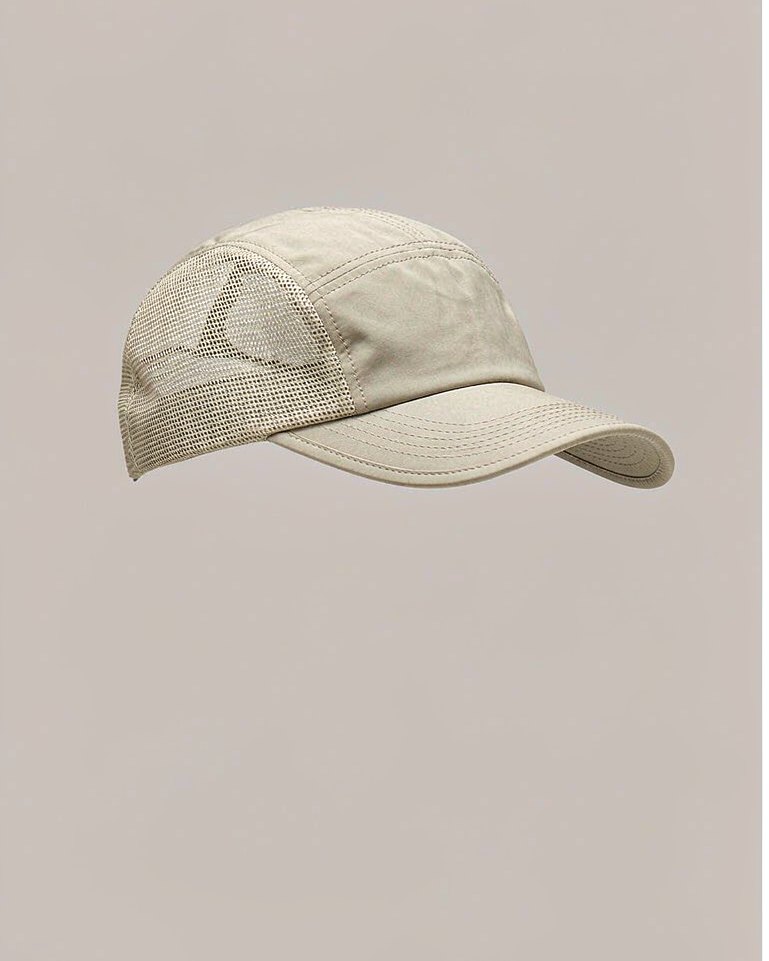 Trucker Cap in Stone Mesh